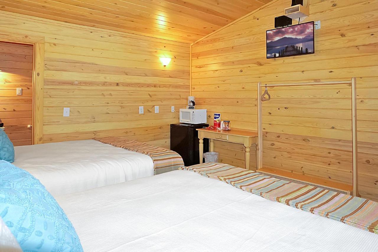 Wimberley Log Cabins Resort And Suites- Unit 8 Εξωτερικό φωτογραφία